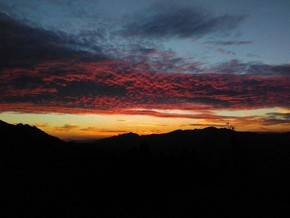 【圖片分享計劃】山間日出