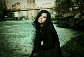 【桌面壁紙】水邊美女