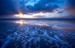 【桌面壁紙】藍(lán)色海浪